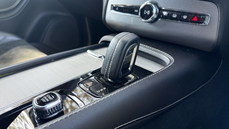 Volvo Xc90 2.0 B5D [235] R DESIGN 5dr AWD Geartronic Diesel Estate